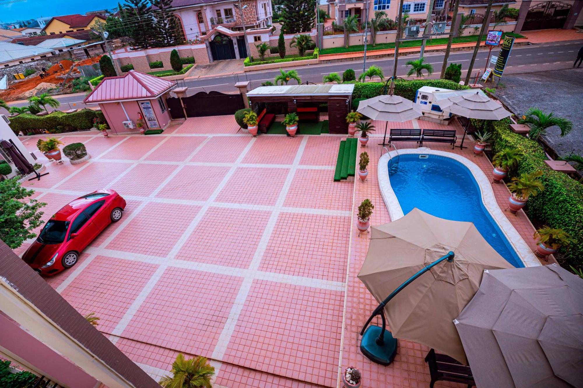 Ibranad Apartments 아크라 외부 사진